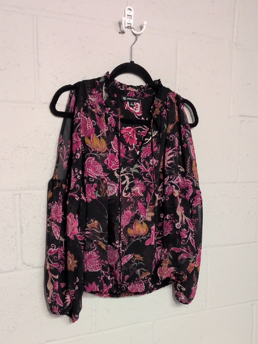 Women's INC Sheer Floral Cold-Shoulder Bubble Hem Blouse Size M - Picture 5 of 10